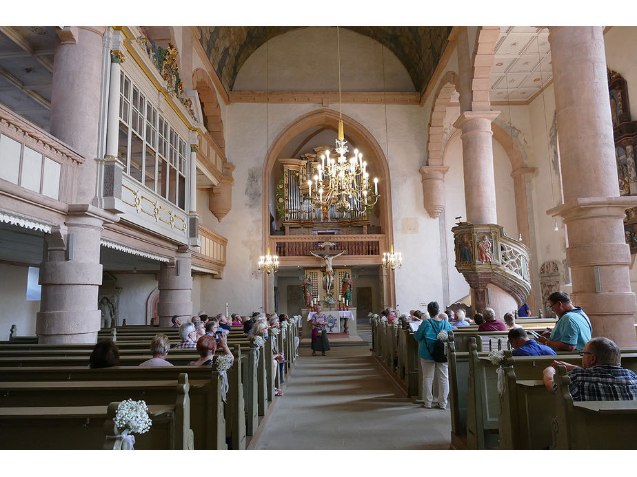 Sankt Crescentius on Tour in Ostheim und auf dem Kreuzberg (Foto: Karl-Franz Thiede)